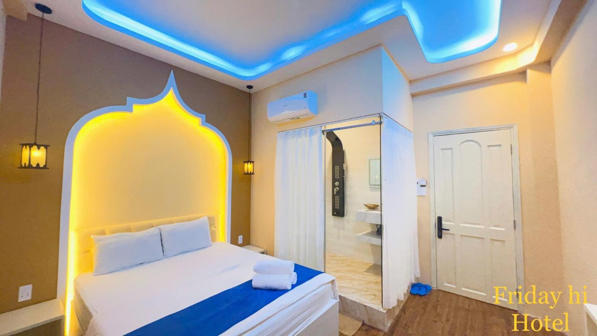 Khach San Friday Hi Hotel